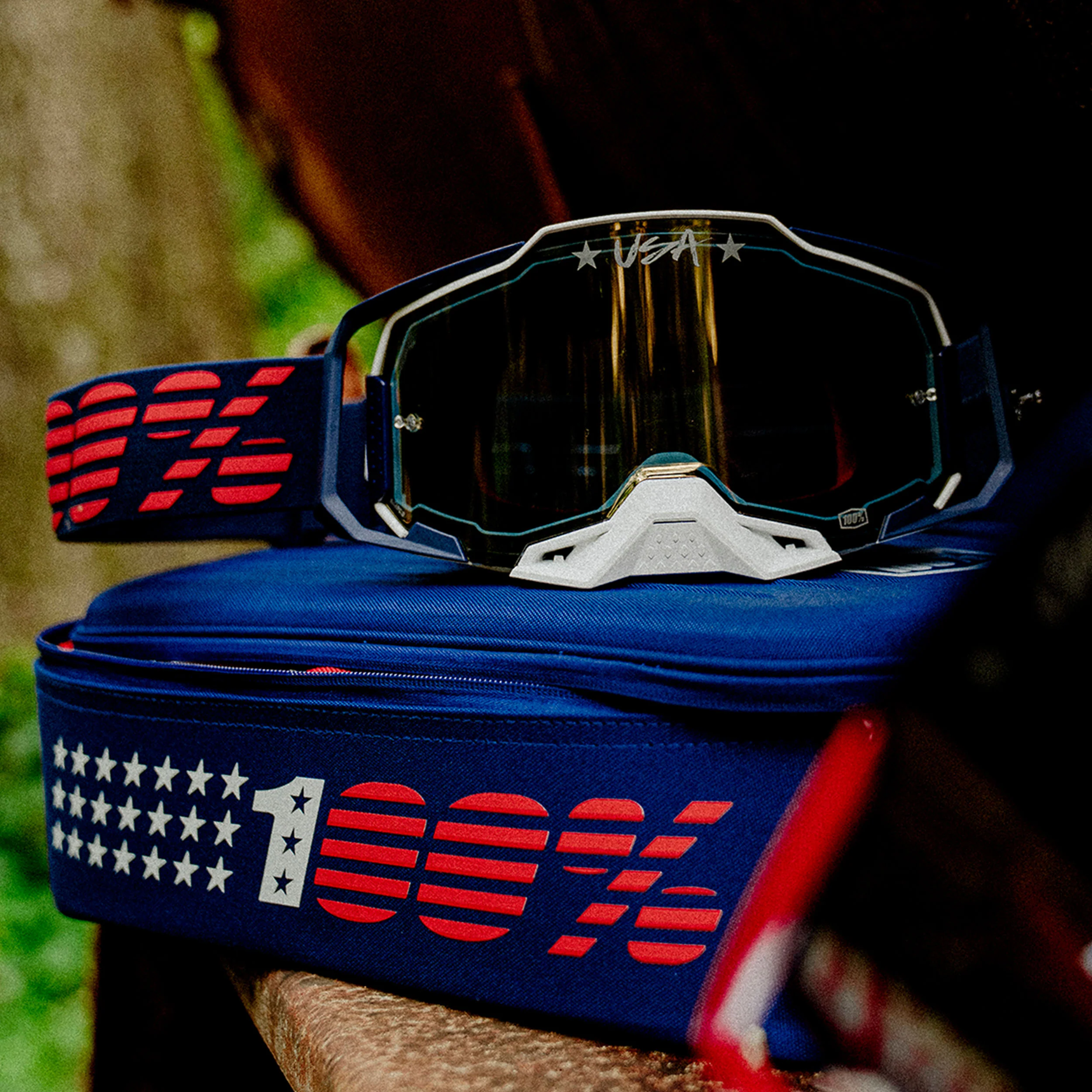 DUAL ARMEGA Patriot Pro Pack White/Navy True Gold Mirror - Image 5